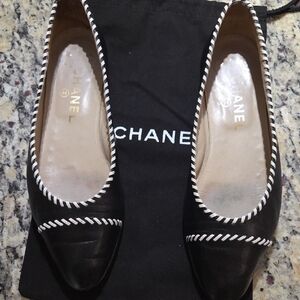 Chanel Black and White Women's Flats
